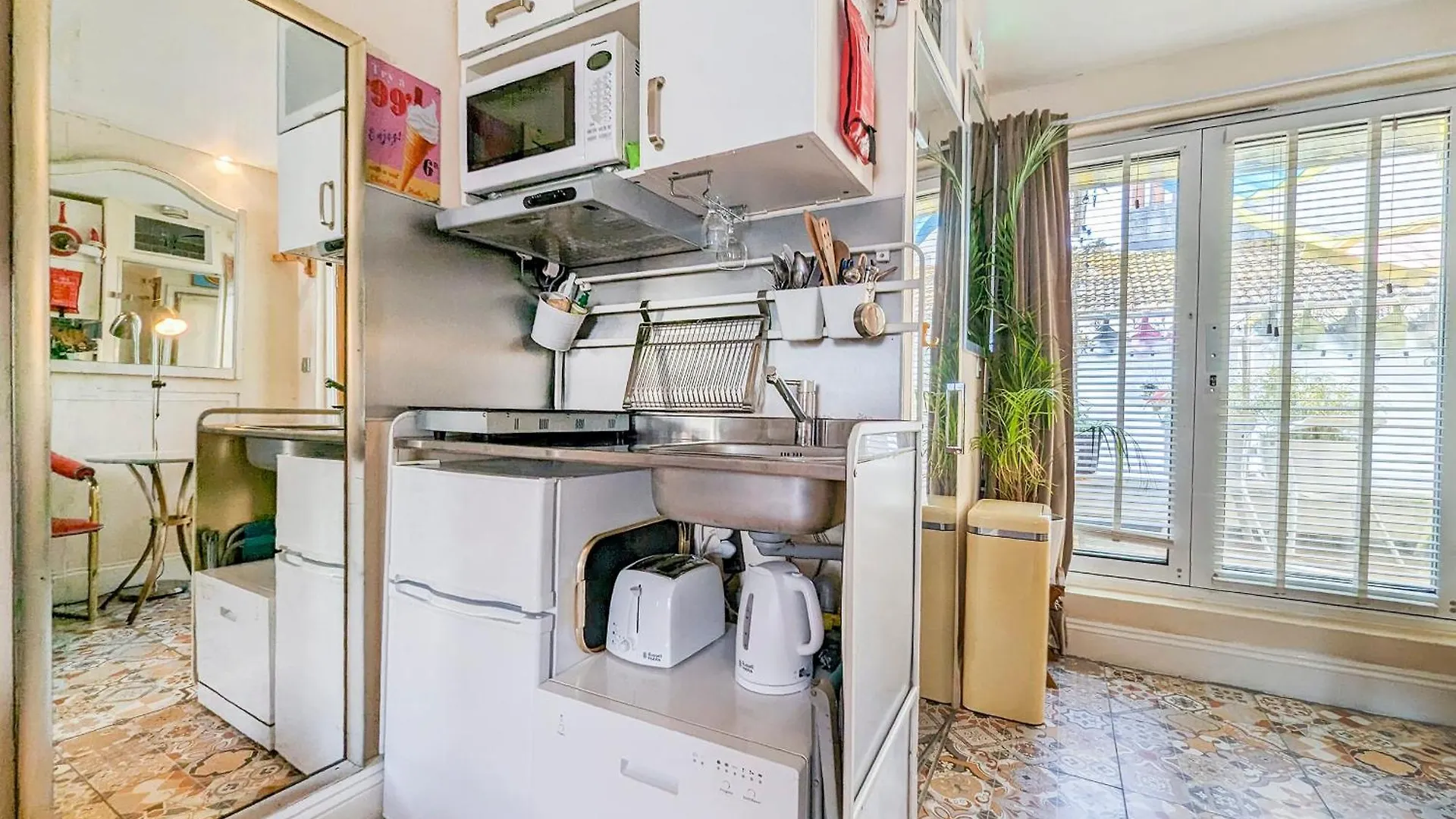 Little Western Studio - By Brighton Holiday Lets United Kingdom